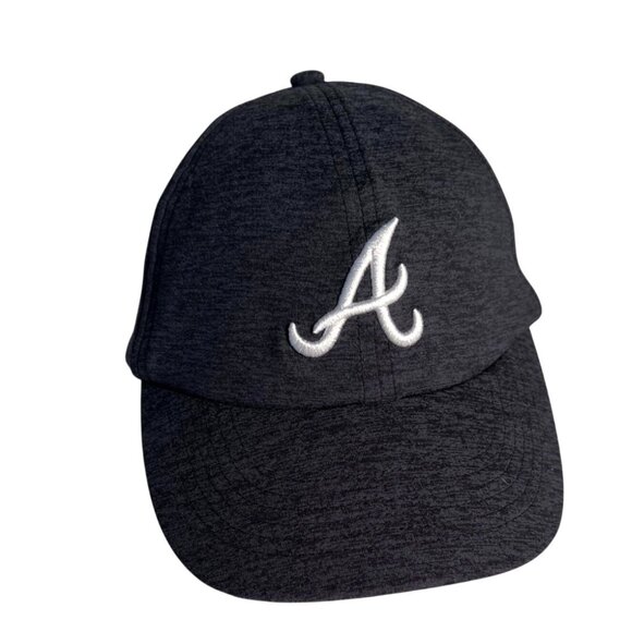 Atlanta Braves Hat Cap Strap Back Mens Black MLB Baseball Under Armour Script - Picture 1 of 5